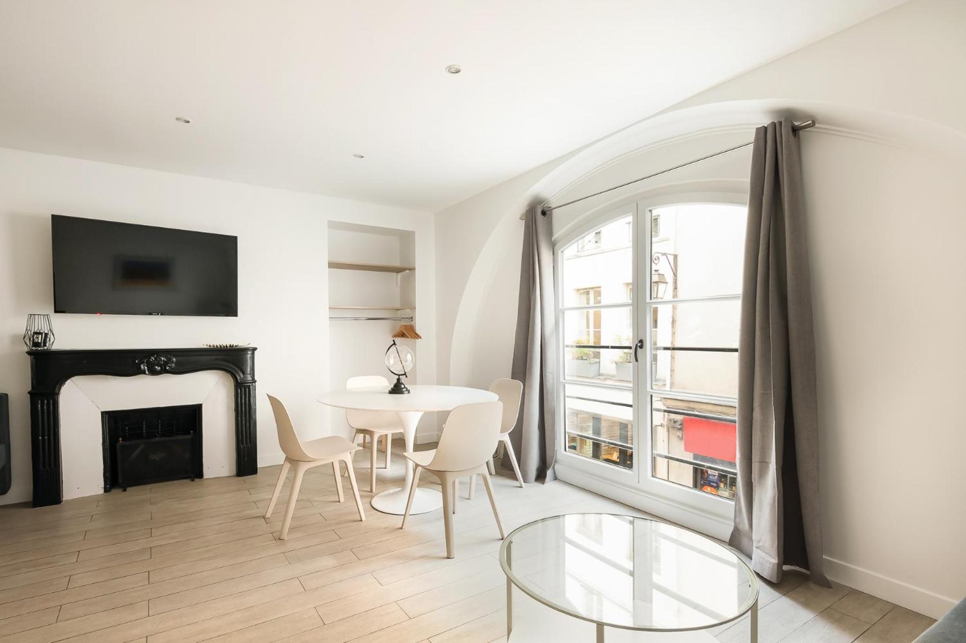 Central Apartment In The Heart Of The Marais With Air Conditioning Paris Eksteriør billede