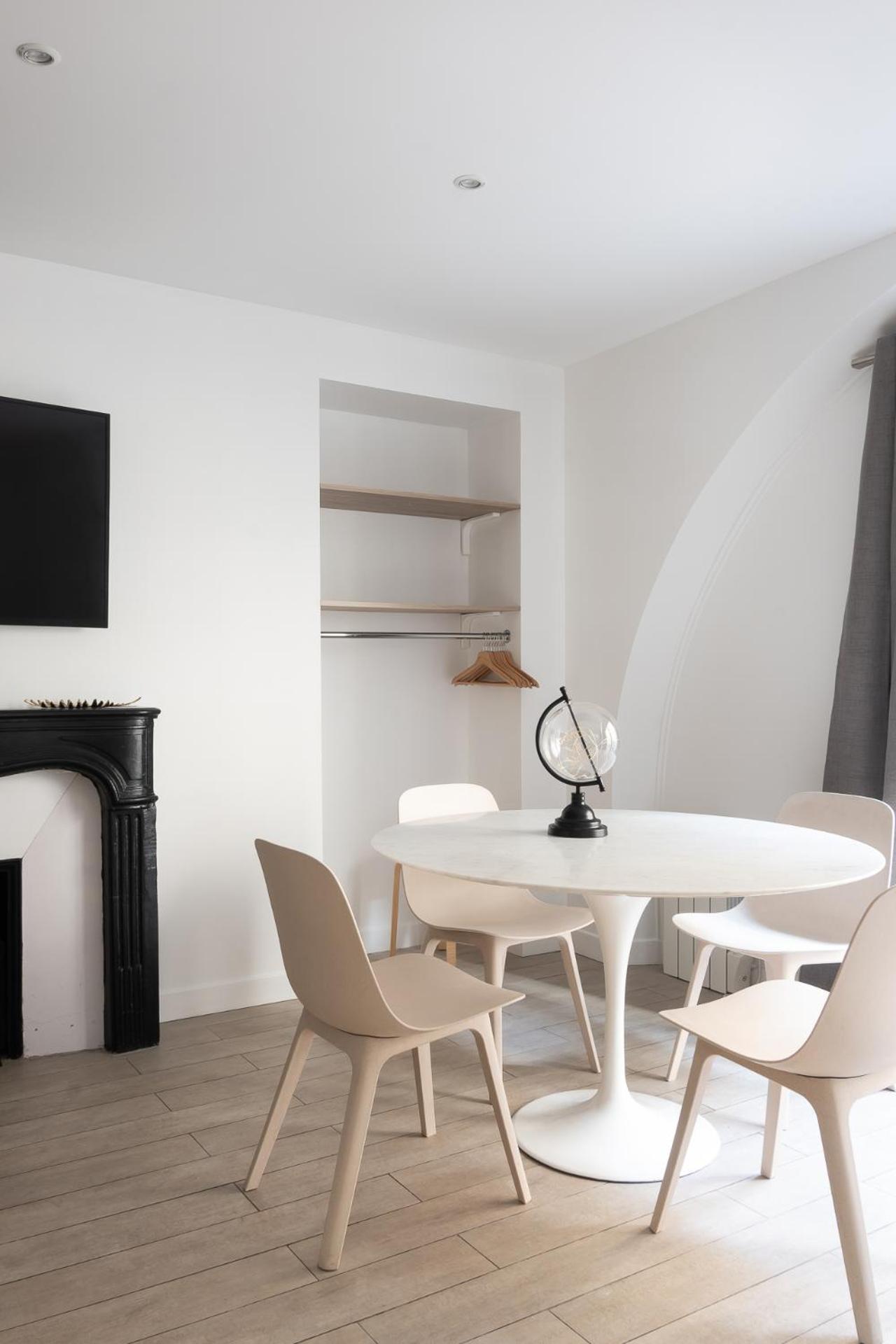 Central Apartment In The Heart Of The Marais With Air Conditioning Paris Eksteriør billede